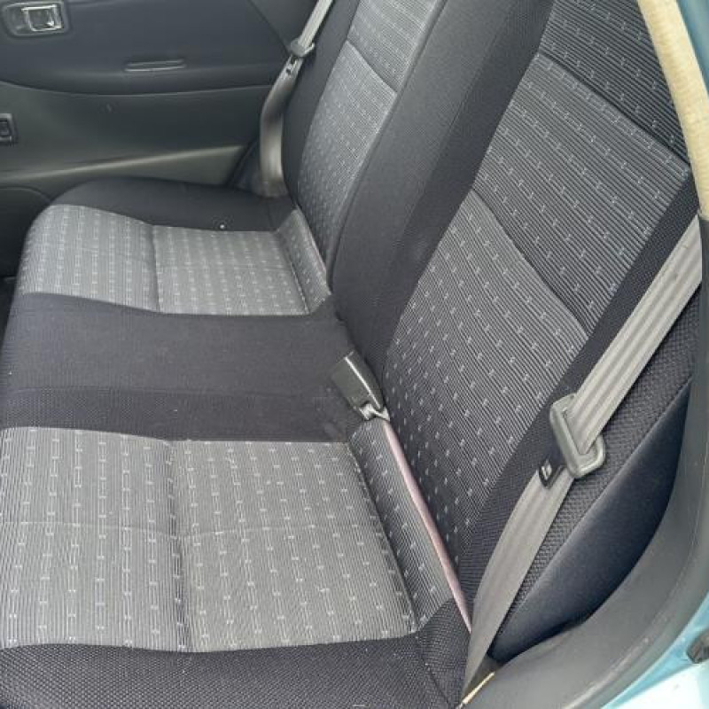 Feu arriere principal droit (feux) DAIHATSU SIRION 1 Photo n°17