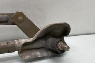 Moteur essuie glace avant SUZUKI LIANA