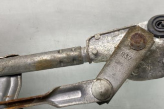 Moteur essuie glace avant SUZUKI LIANA