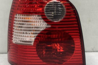 Feu arriere principal gauche (feux) VOLKSWAGEN POLO 4 Photo n°1