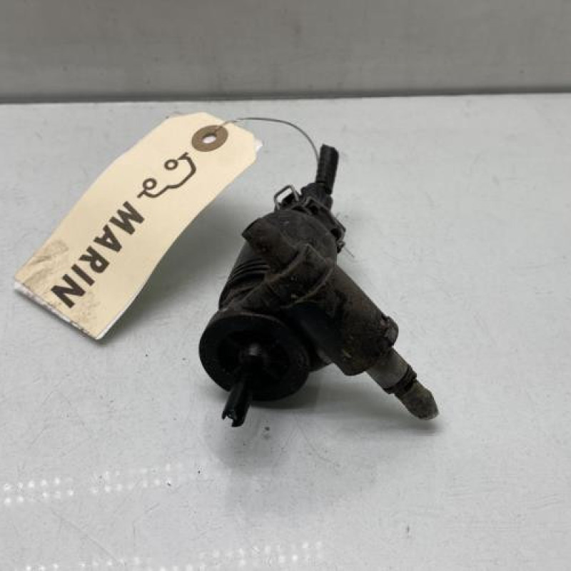 Pompe lave glace avant NISSAN MICRA 3 Photo n°3