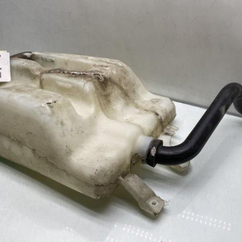 Vase de lave glace NISSAN MICRA 3 Photo n°1