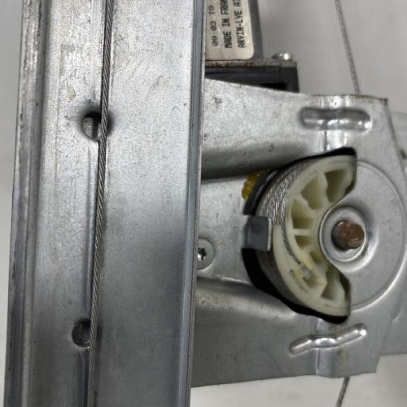 Leve vitre electrique arriere gauche PEUGEOT 207 Photo n°3