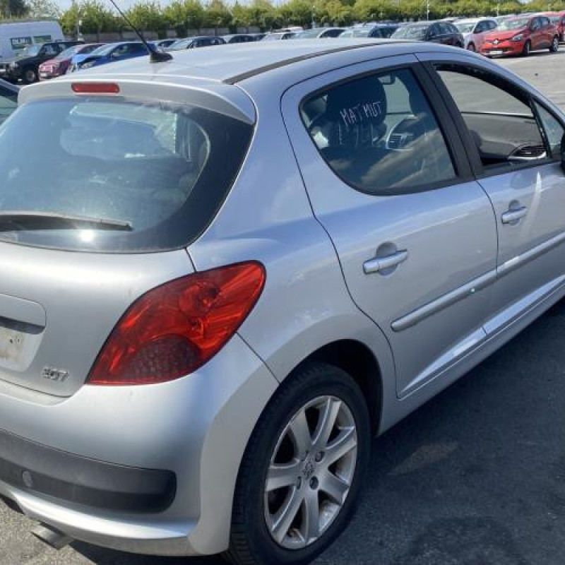 Leve vitre electrique arriere gauche PEUGEOT 207 Photo n°10