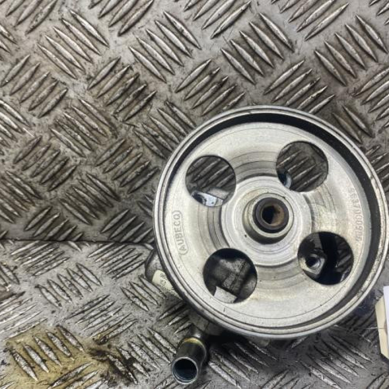 Pompe de direction CITROEN XSARA PICASSO Photo n°1