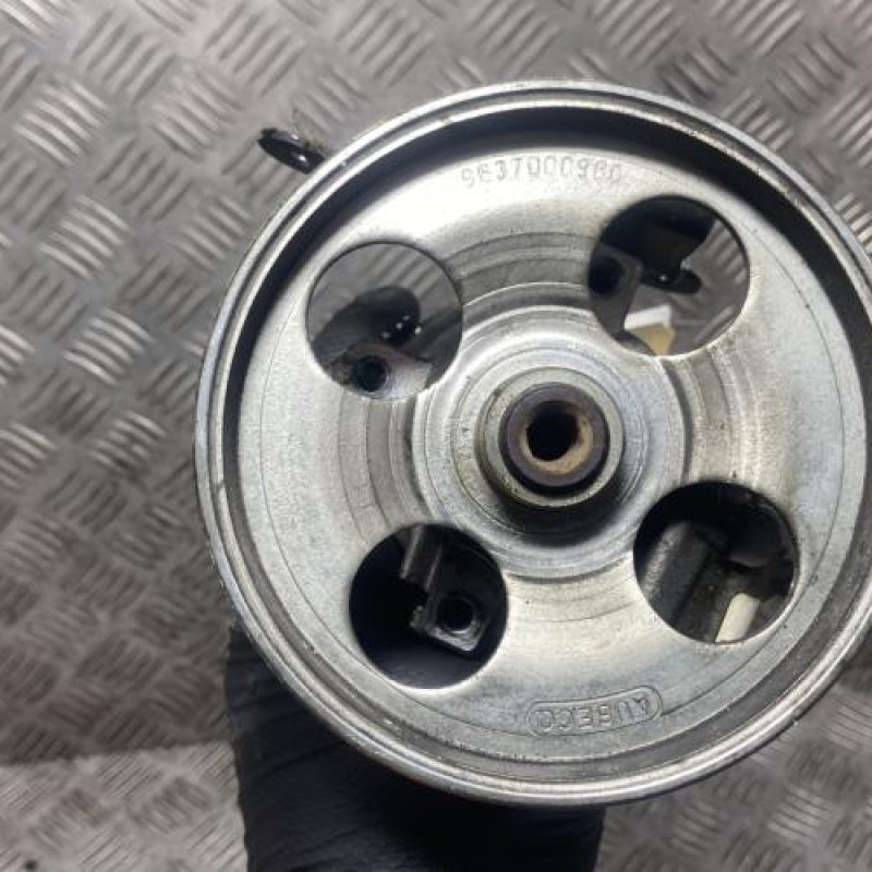 Pompe de direction CITROEN XSARA PICASSO Photo n°4