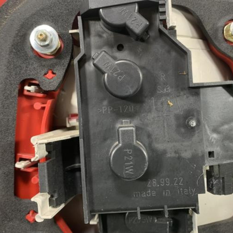 Feu arriere principal droit (feux) AUDI A4 1 Photo n°6