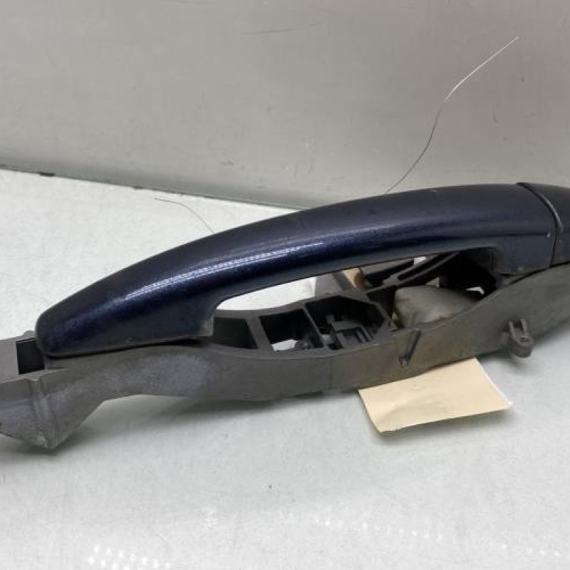 Poignee porte arriere gauche PEUGEOT 5008 1 Photo n°1