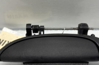 Poignee porte avant gauche RENAULT CLIO 2 Photo n°1