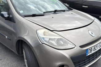 Poignee porte avant gauche RENAULT CLIO 3