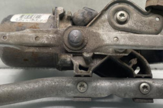 Moteur essuie glace avant RENAULT CLIO 3
