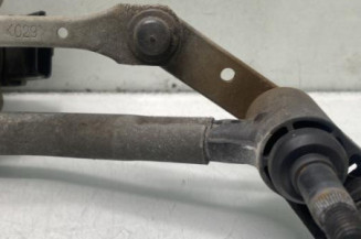 Moteur essuie glace avant RENAULT CLIO 3