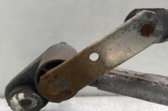 Moteur essuie glace avant RENAULT CLIO 3