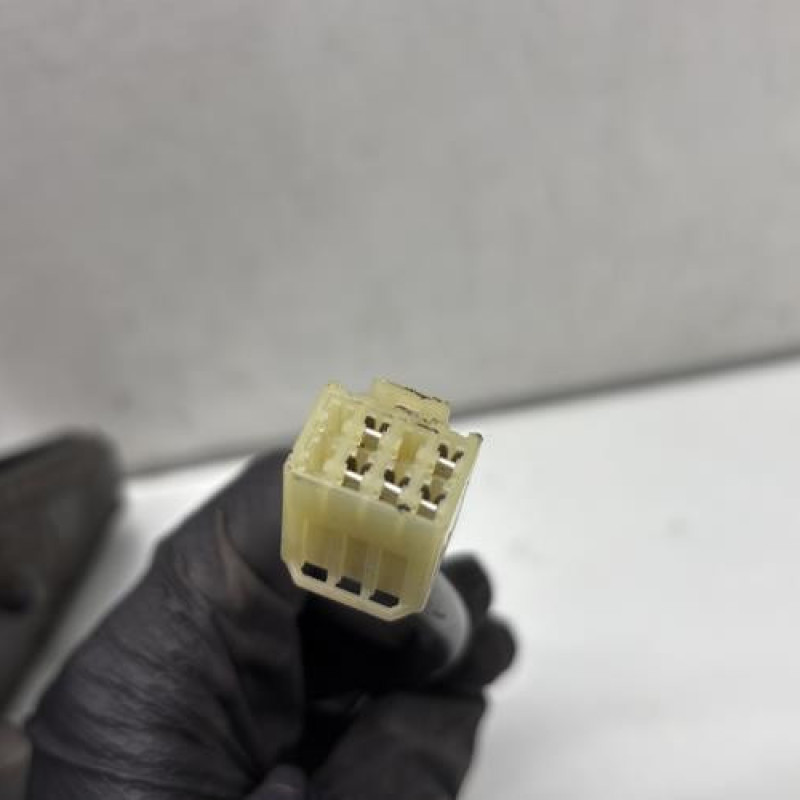 Retroviseur gauche SUZUKI SWIFT 3 Photo n°2