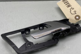 Poignee interieur arriere droit VOLKSWAGEN POLO 4 Photo n°1