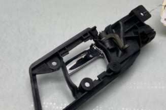 Poignee interieur arriere droit VOLKSWAGEN POLO 4