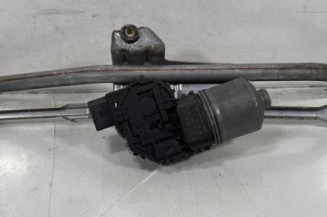 Moteur essuie glace avant VOLKSWAGEN PASSAT 4