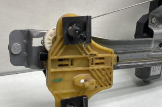 Leve vitre electrique avant droit RENAULT CLIO 4