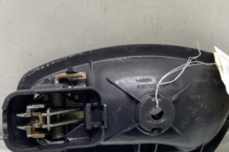 Poignee interieur avant droit RENAULT CLIO 4