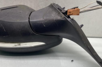 Retroviseur gauche PEUGEOT 208 1