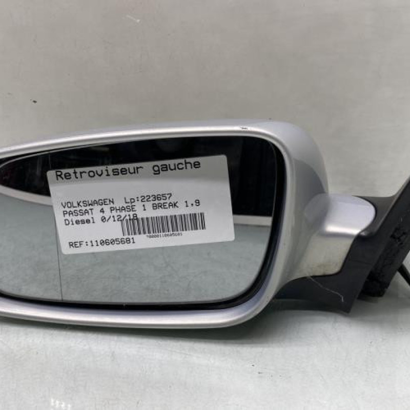 Retroviseur gauche VOLKSWAGEN PASSAT 4 Photo n°1