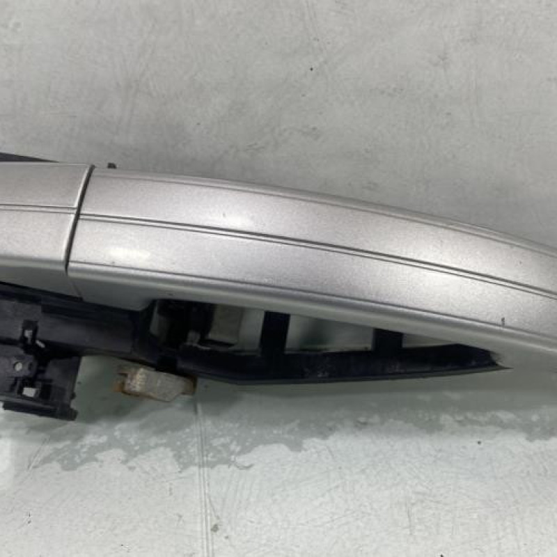 Poignee porte avant droit FORD FOCUS 2 Photo n°3