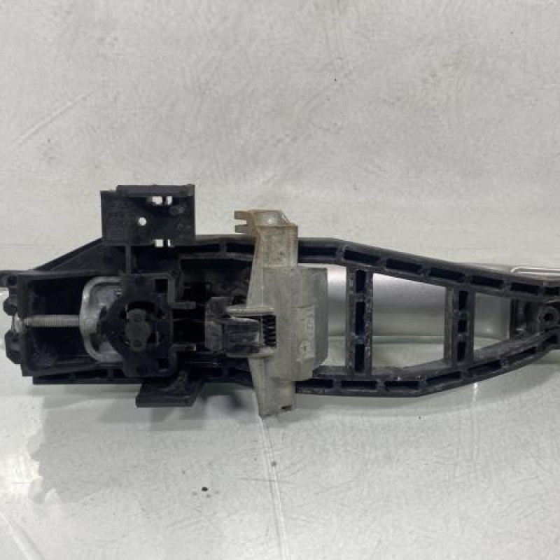 Poignee porte avant droit FORD FOCUS 2 Photo n°4