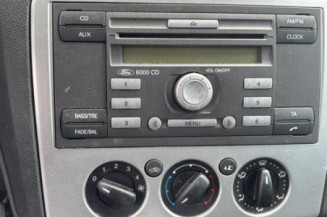 Poignee porte avant droit FORD FOCUS 2