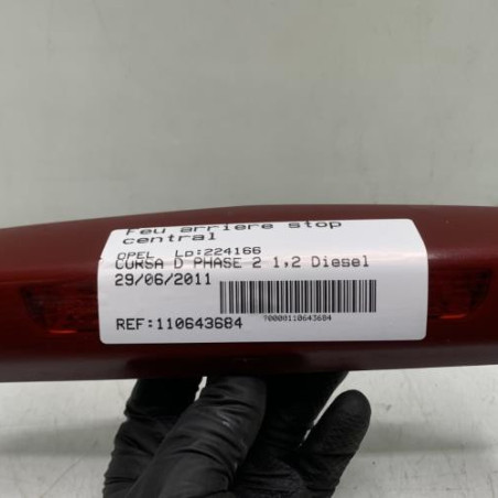 Feu arriere stop central OPEL CORSA D Photo n°1