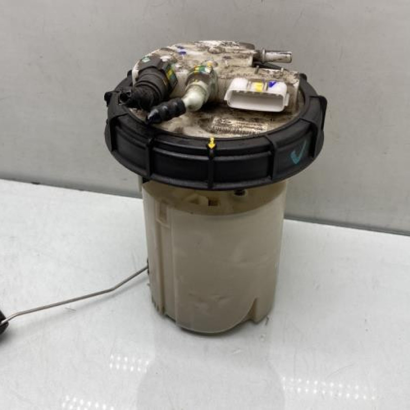 Pompe à carburant RENAULT LATITUDE Photo n°1