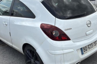 Crochet de remorquage OPEL CORSA D