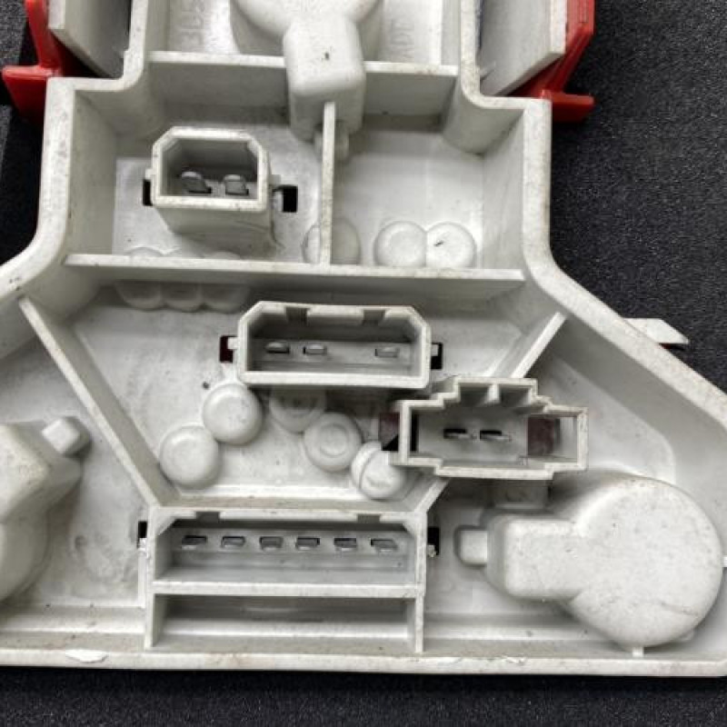 Feu arriere principal gauche (feux) VOLKSWAGEN PASSAT 4 Photo n°3