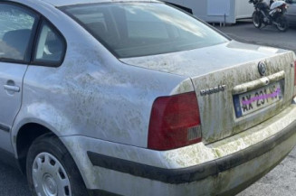 Feu arriere principal gauche (feux) VOLKSWAGEN PASSAT 4