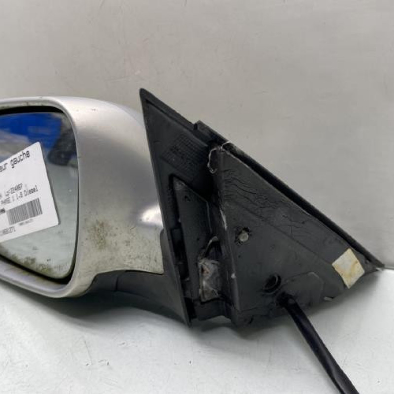 Retroviseur gauche VOLKSWAGEN PASSAT 4 Photo n°2