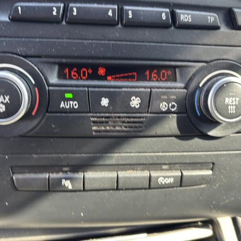 Pompe lave glace avant BMW SERIE 1 E87 Photo n°18