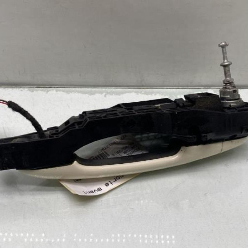 Poignee porte avant gauche RENAULT CAPTUR 1 Photo n°4