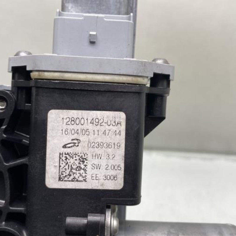 Leve vitre electrique avant gauche RENAULT CAPTUR 1 Photo n°5