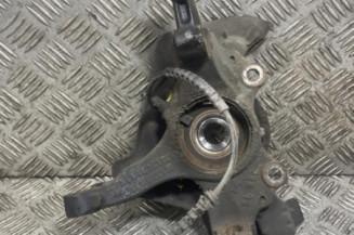 Pivot de moyeu avant gauche OPEL CORSA E