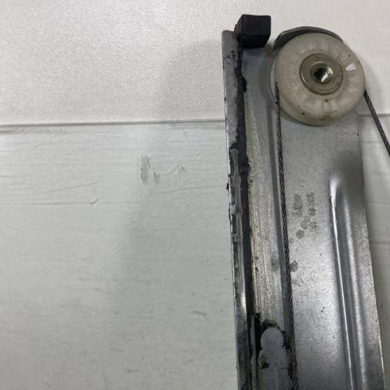 Leve vitre electrique avant droit PEUGEOT PARTNER 2 Photo n°4