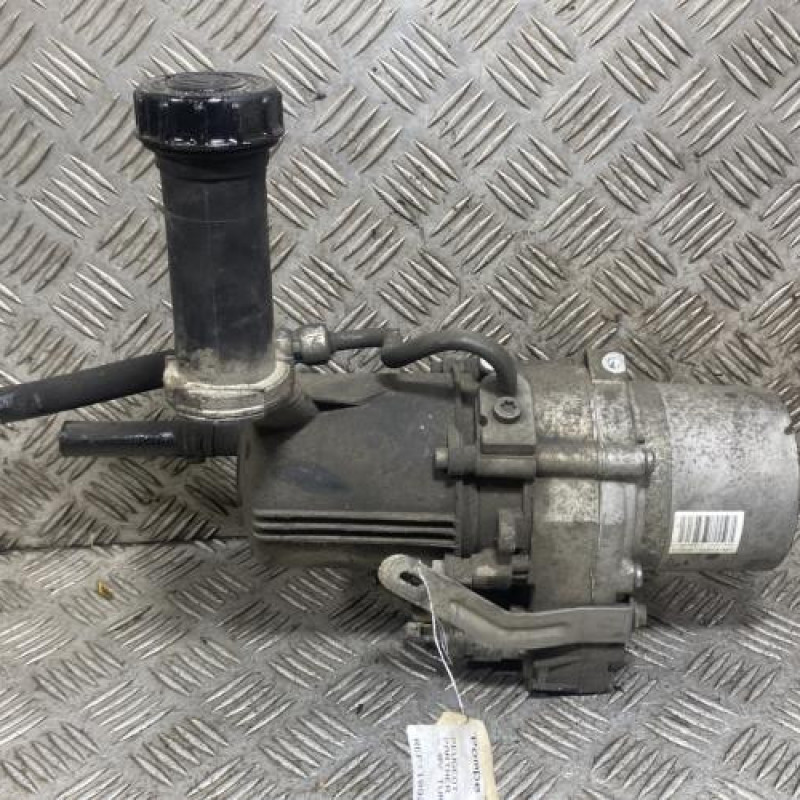 Pompe de direction PEUGEOT PARTNER 2 Photo n°1