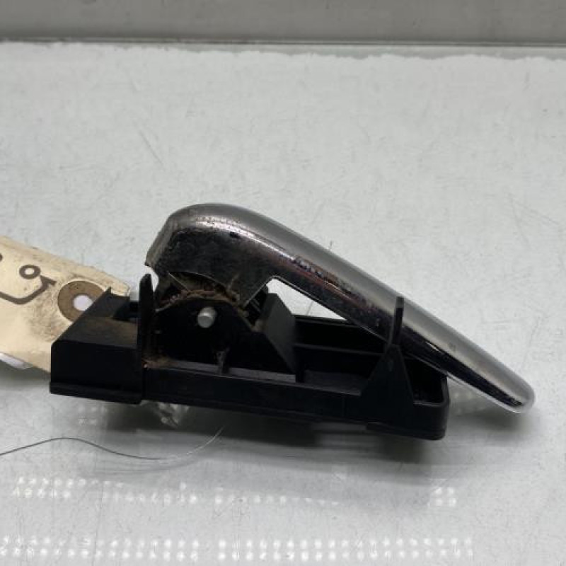 Poignee interieur arriere gauche ALFA ROMEO 147 Photo n°2