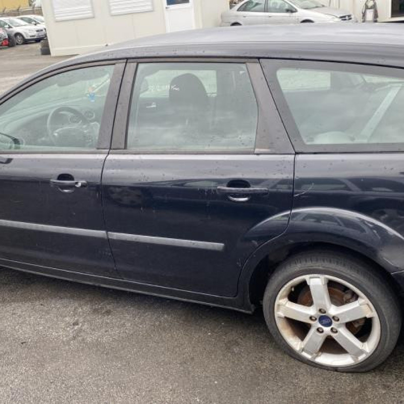 Plage arriere FORD FOCUS 2 Photo n°10