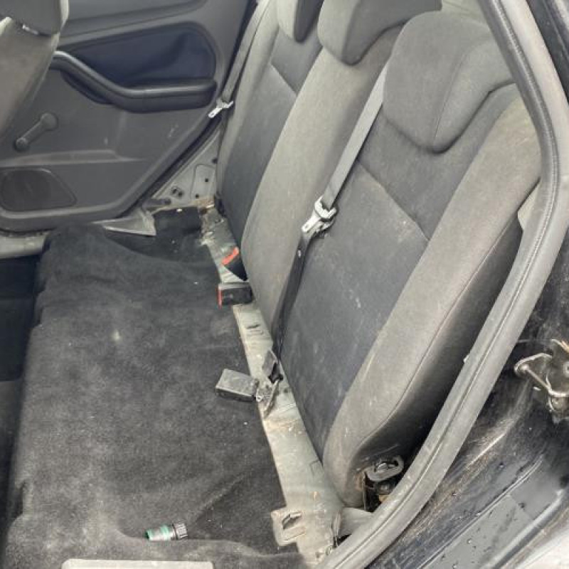 Plage arriere FORD FOCUS 2 Photo n°15