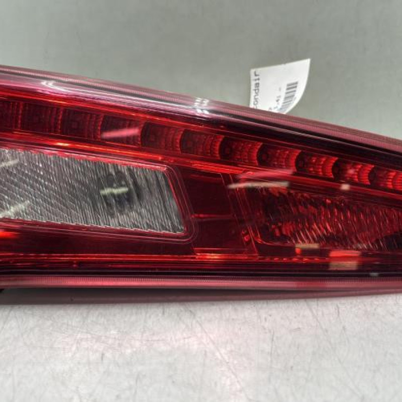 Feu arriere secondaire gauche (feux) ALFA ROMEO GIULIETTA 2 Photo n°1