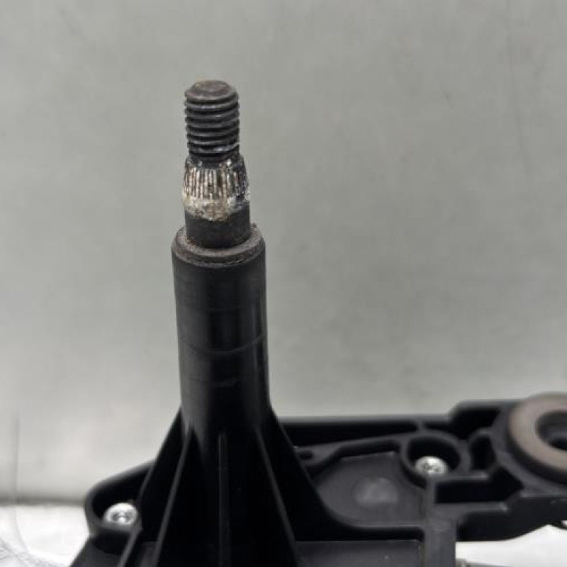 Moteur essuie glace arriere ALFA ROMEO GIULIETTA 2 Photo n°2