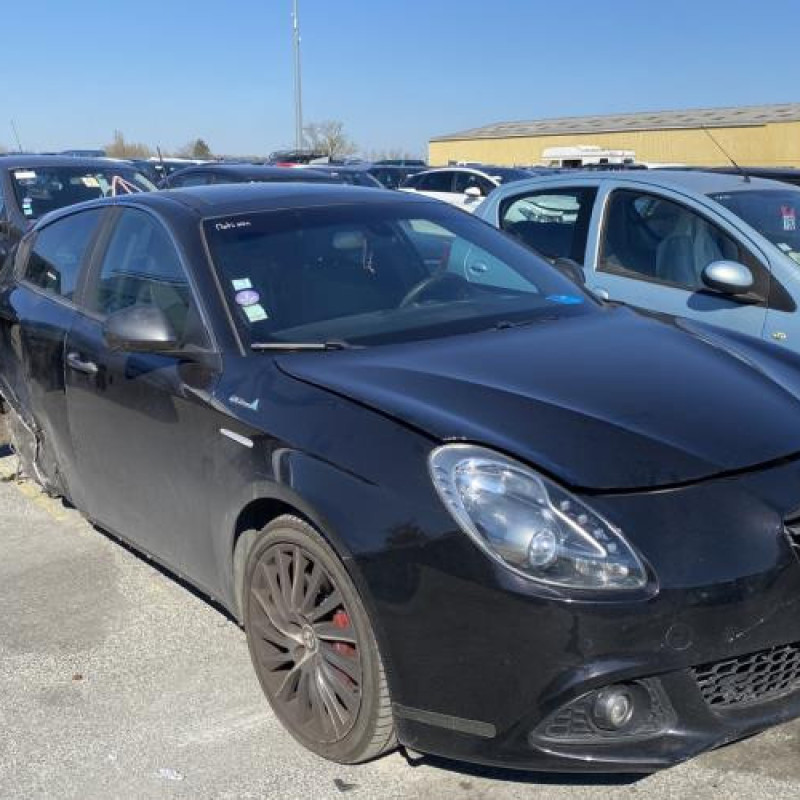 Plage arriere ALFA ROMEO GIULIETTA 2 Photo n°11