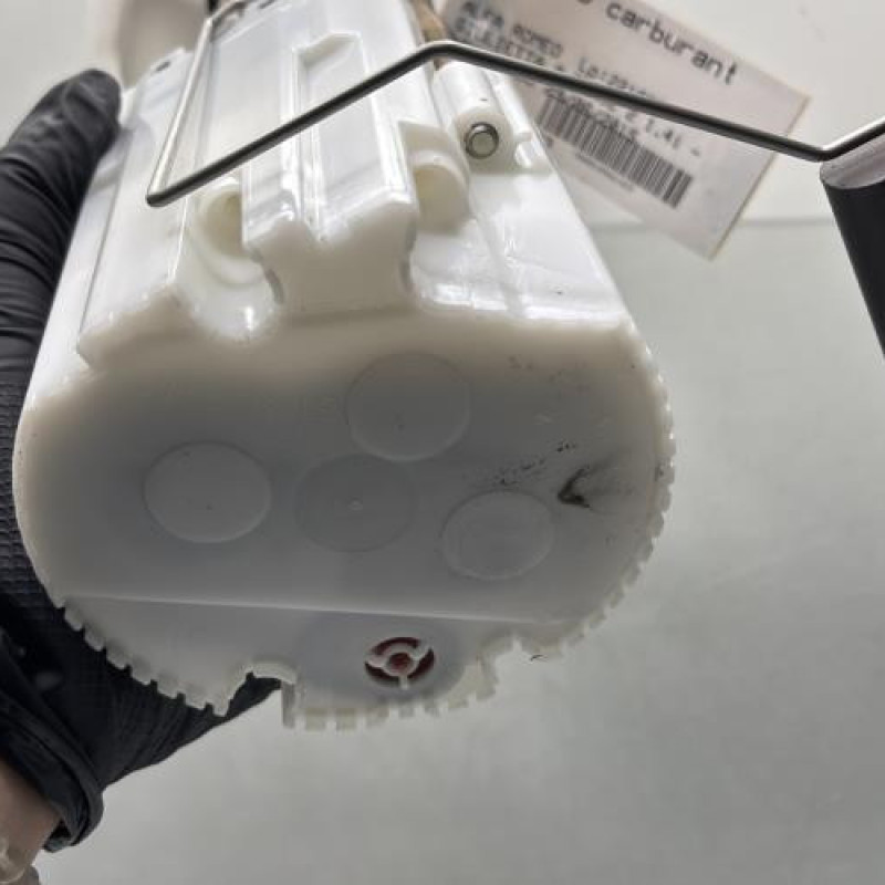 Pompe à carburant ALFA ROMEO GIULIETTA 2 Photo n°5