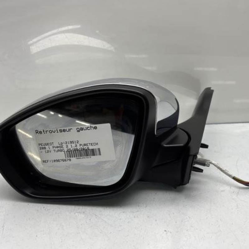Retroviseur gauche PEUGEOT 208 1 Photo n°1