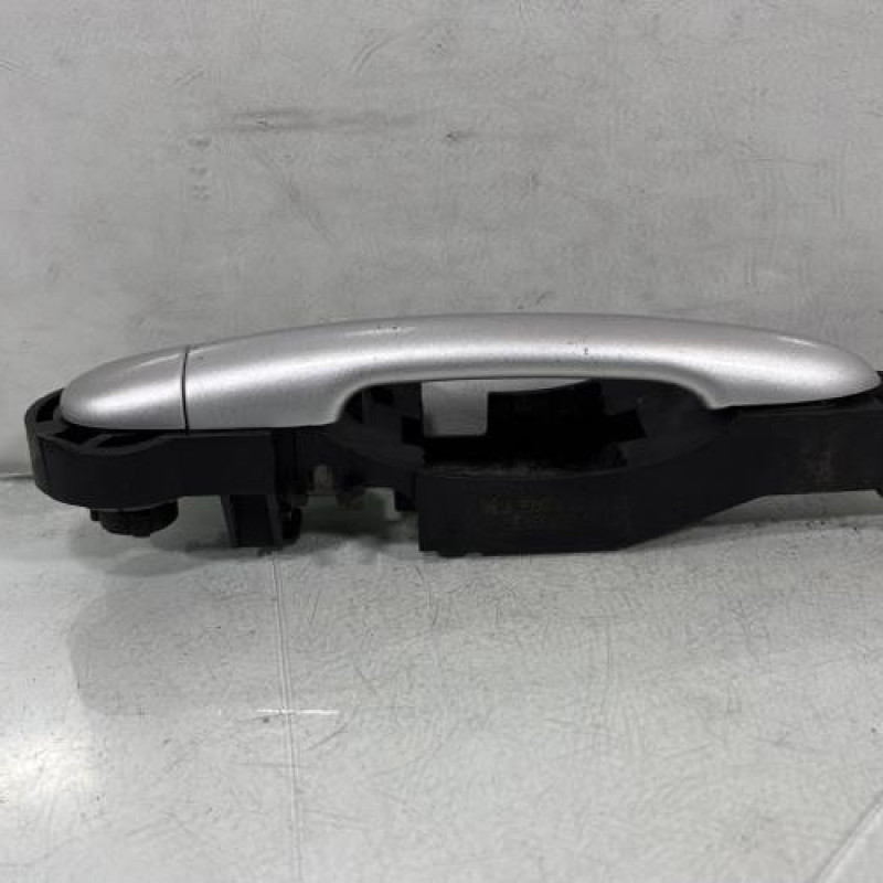 Poignee porte arriere gauche RENAULT LAGUNA 3 Photo n°1