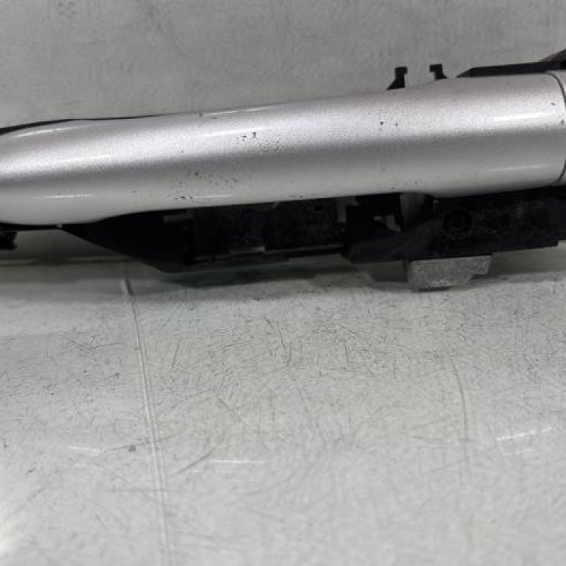 Poignee porte arriere gauche RENAULT LAGUNA 3 Photo n°4